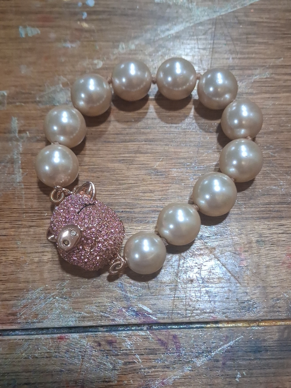 Pearl Bead Bracelet with Pink Crystal Pig Charm